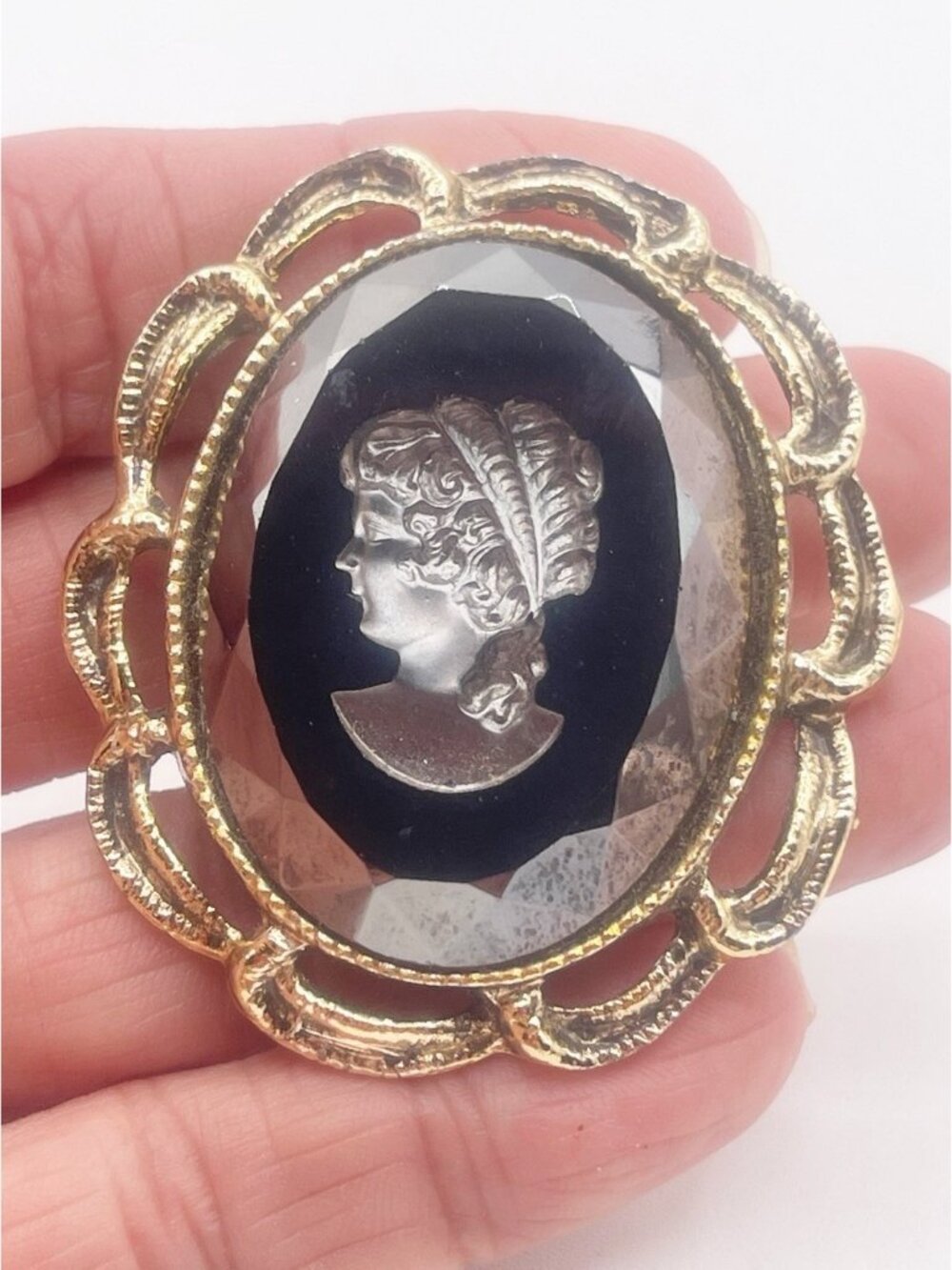 Vintage 2” Intaglio Black Cameo Brooch Gold Tone Victorian Revival Statement Pin
